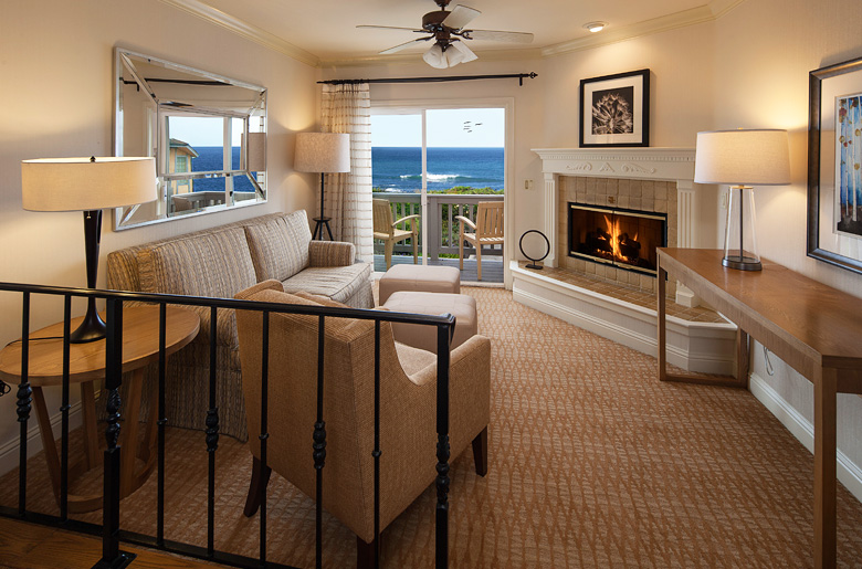 Pelican Inn and Suites guest room Cambria, California