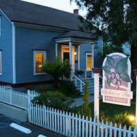 Olallieberry Inn Bed and Breakfast Cambria, California