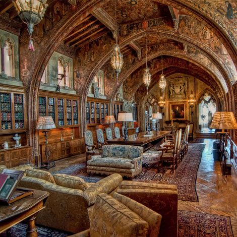 hearst castle haunted tour